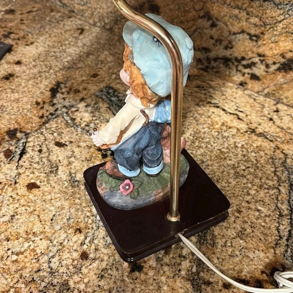 Vintage precious collection boy with dogs lamp - Picture 5 of 8